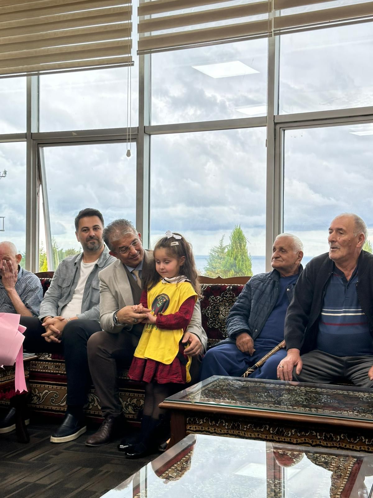 Büyüklerimiz Köklerimizdir; Onlarla Güçlü, Onlarla Değerliyiz