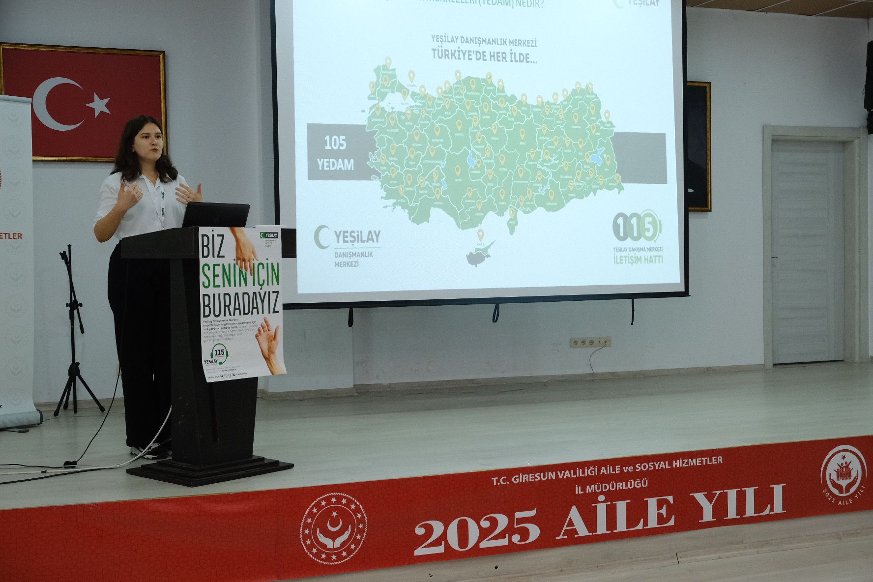 Kadınlarımızın Gücüyle Sağlıklı ve Güçlü Toplum: Kadınlara Yönelik Bağımlılıkla Mücadele Eğitimi ve YEDAM Tanıtımı İl Müdürlüğümüzde Gerçekleşti