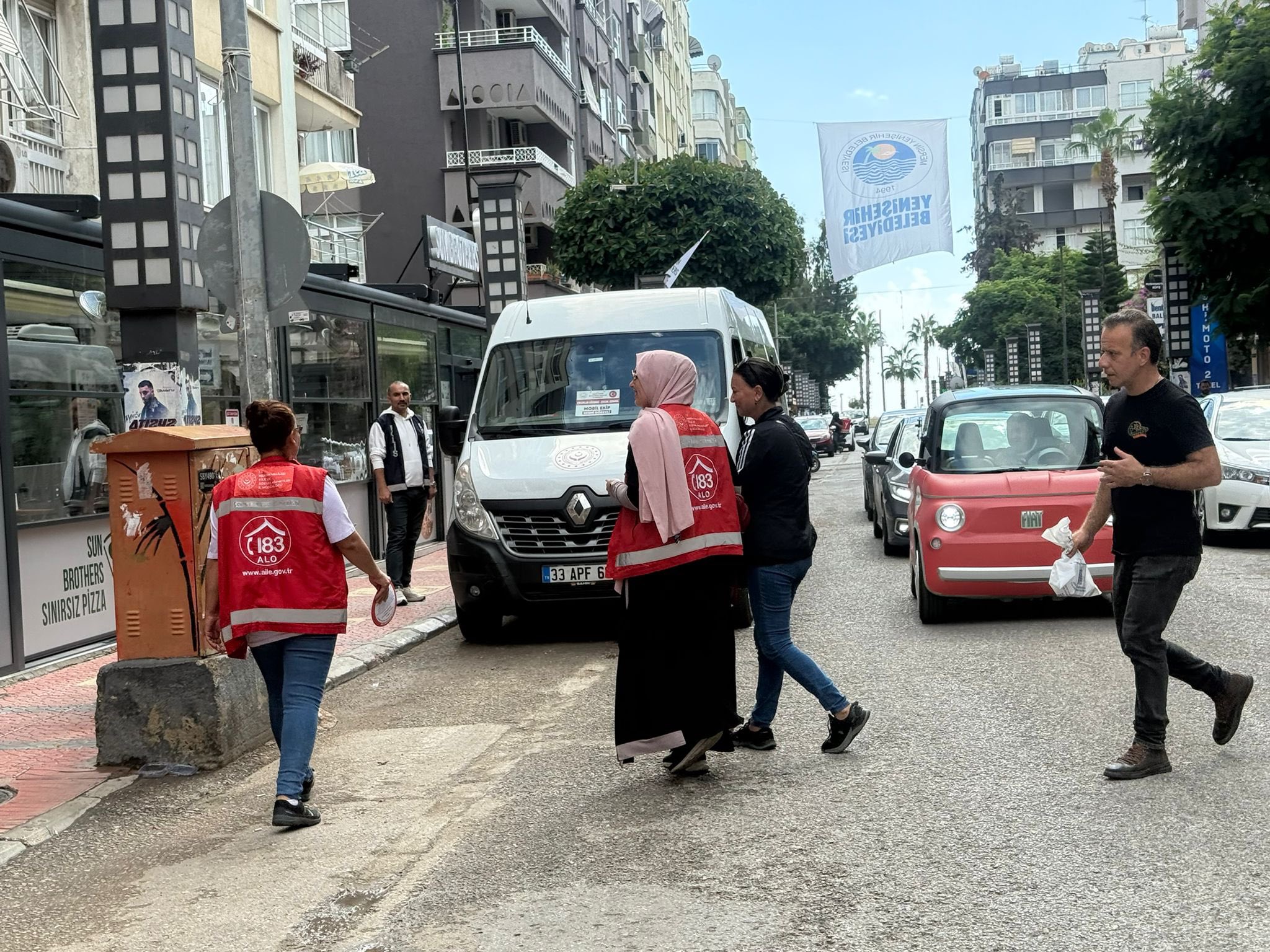 Çocuklar güvende Çocuk Koruma mobil ekiplerimiz ilimiz genelinde bilgilendirme ve tarama  çalışmalarımıza devam ediyoruz. @tcailesosyal   @ASHB_COCUK