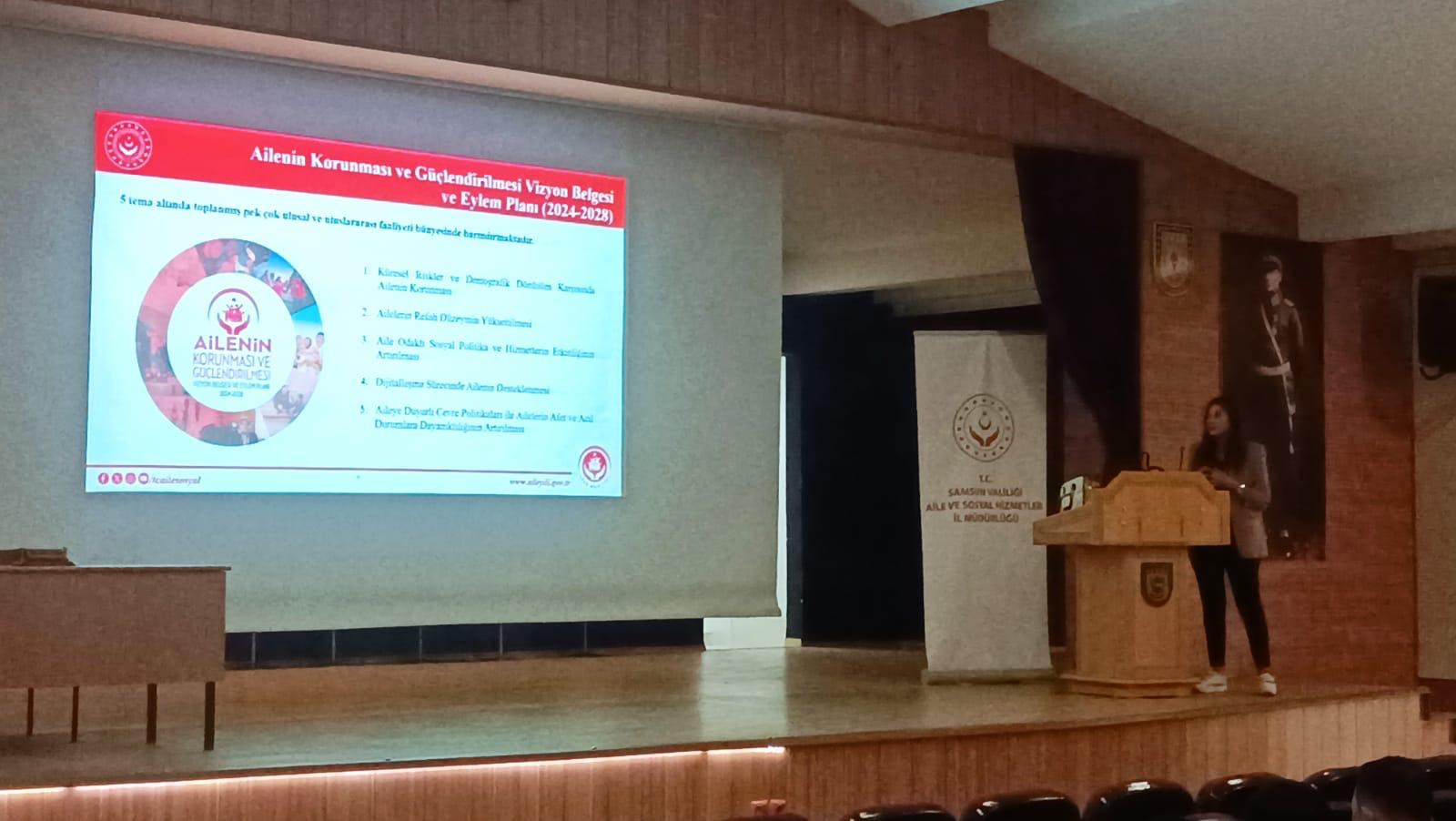 Er ve Erbaşlara “Aile Bilinci” ve “Bilinçli Medya Kullanımı” Semineri