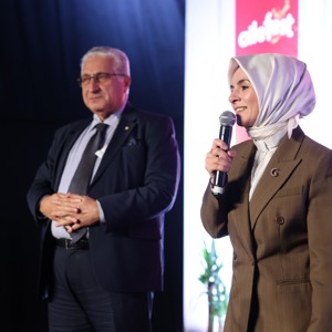 Aile ve Sosyal Hizmetler Bakanımız Göktaş, "Aile Festivali"ni ziyaret etti - fotoğraf 3
