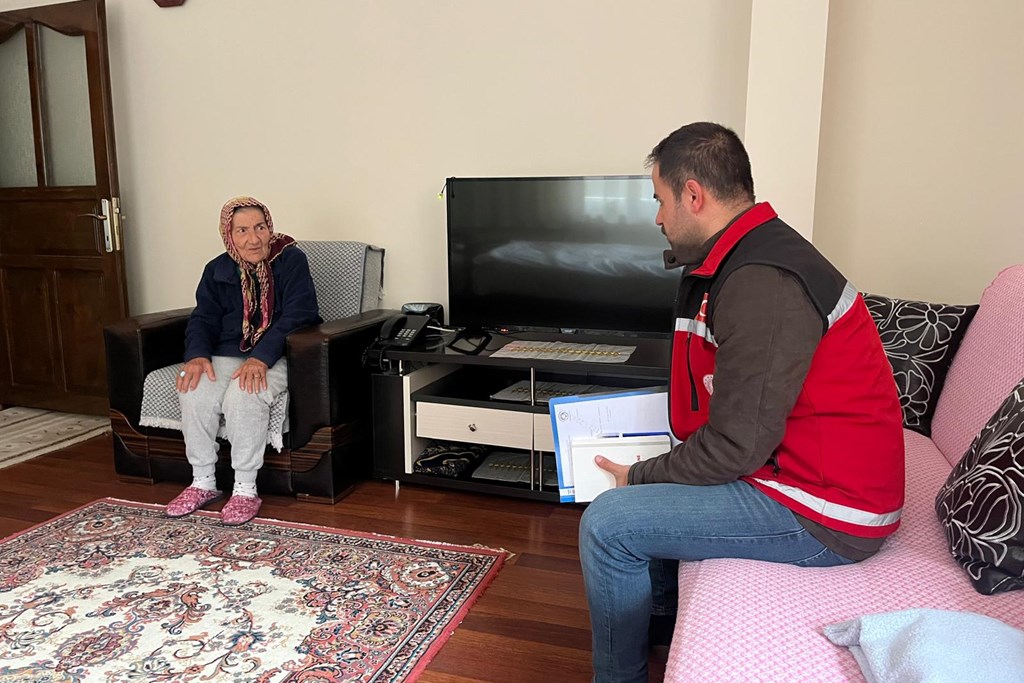 Evde Bakım Yardımı Hesaplara Yatırılmaya Başlandı