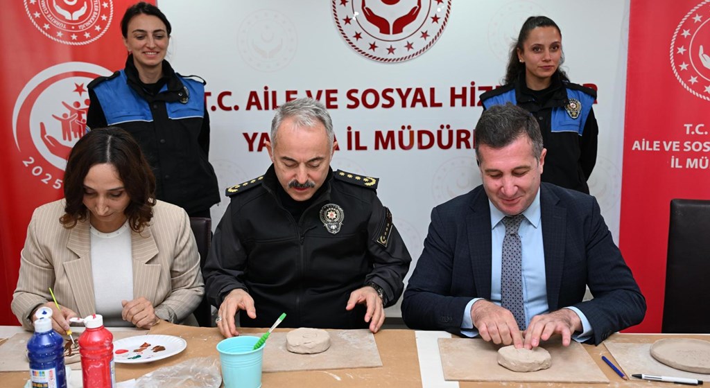 AİLEMLE SERAMİK ATÖLYESİ GERÇEKLEŞTİRİLDİ