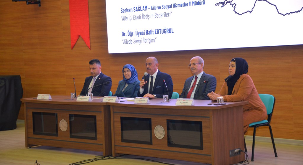 Aile ve Sosyal Hizmetler İl Müdürü SAĞLAM: "Aile İçi Etkili İletişim, Bir Toplumun En Önemli Diri Damarıdır"