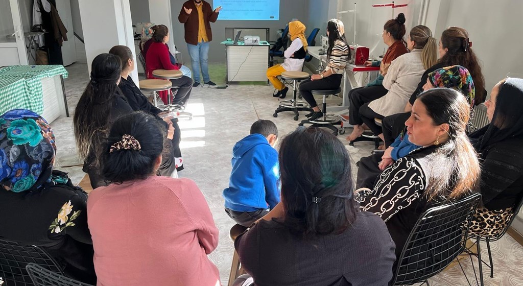 Çukurca Aile Destek Merkezinde ‘Aile Eğitim Programı’