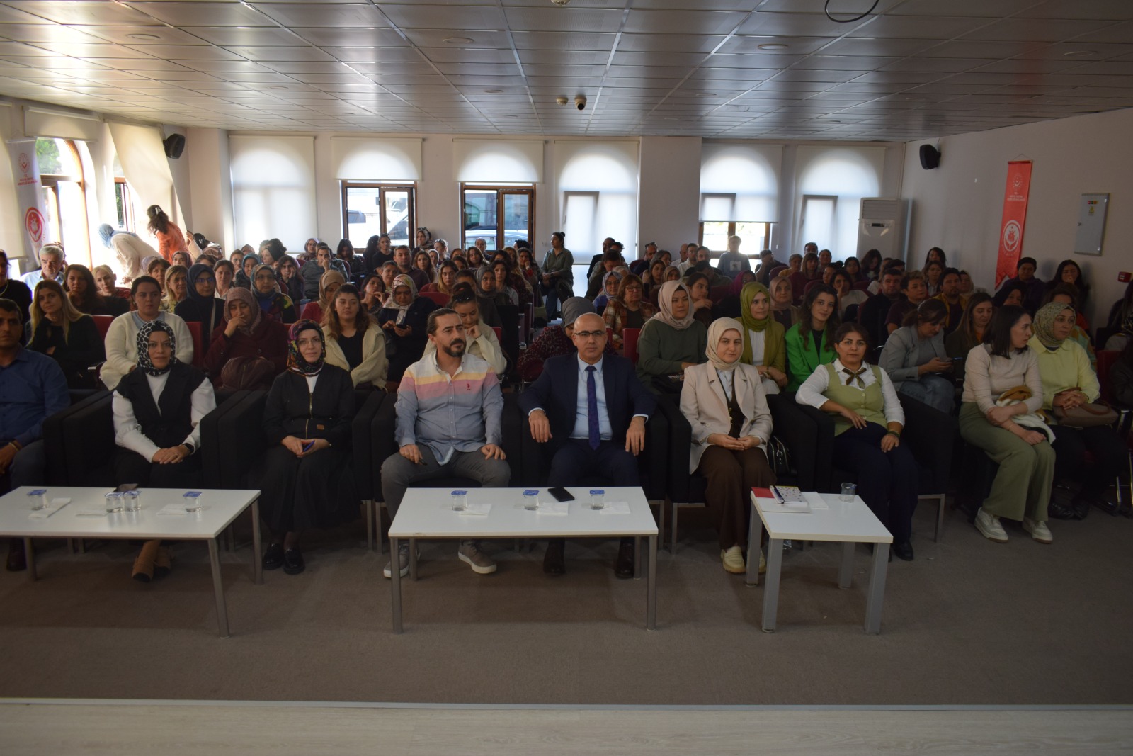 Aile Yılı Kapsamında ‘Akran Zorbalığı’ Konferansı Düzenlendi