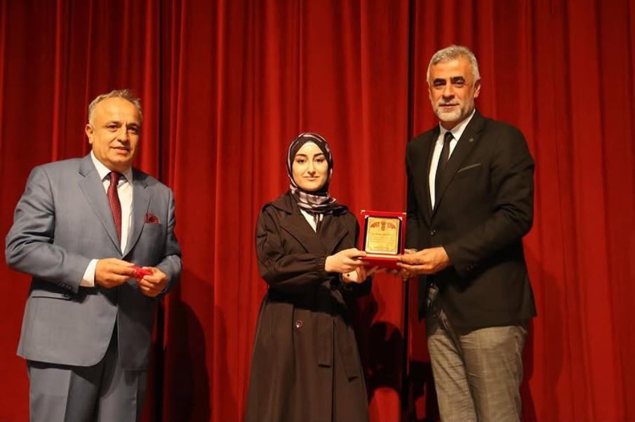 38. Ahilik Haftası Açılış Programı Kapsamında Ödül Töreni Düzenlendi.