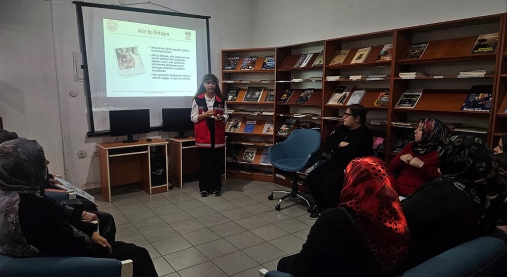 Ünye Halk Kütüphanesinde Aile İletişimi Eğitimi Gerçekleştirildi