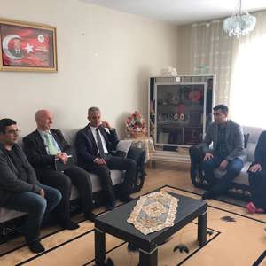 İl Müdürümüz Sayın Fehmi ÇELİK'ten Şehidimizin Ailesine Ziyaret - fotoğraf 4