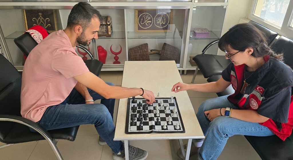 Çağlayancerit'te Çalışanlarımız Arasında Satranç Turnuvası Düzenlendi