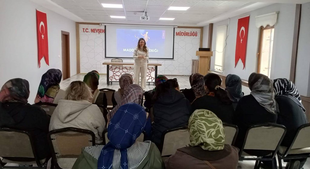 “Çocuklarda Mahremiyet Bilinci” ve “Madde Bağımlılığı ile Mücadele” Konularında Eğitim Düzenlendi