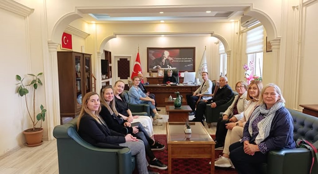 AB Erasmus Programları Kapsamında Proje Ortaklarımızla Hacıbektaş Kaymakamı Özlem DOĞAN Ziyaret Edildi