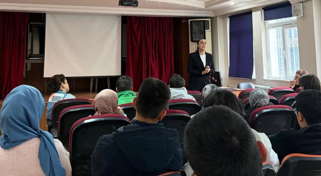 Kadına Yönelik Şiddetle Mücadele Semineri Düzenlendi