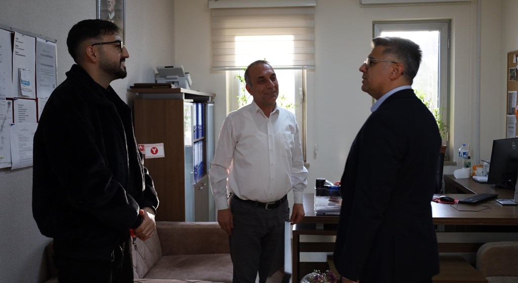 İl Müdürümüz Özgür Kırmızıtaş, Şiddet Önleme ve İzleme Merkezi'ni (ŞÖNİM) ziyaret etti.