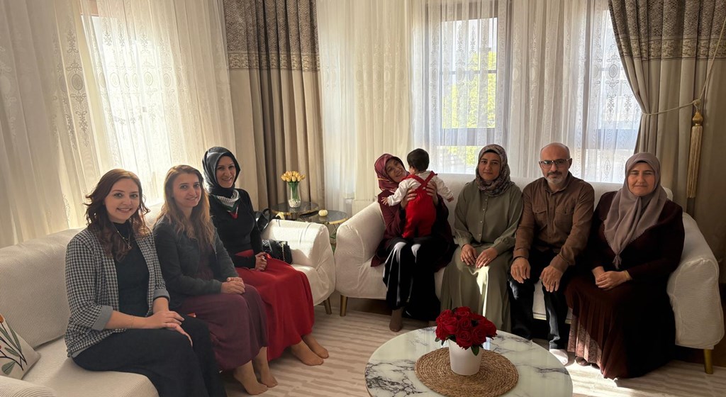 Koruyucu Ailelerimize Sevgi Dolu Ziyaret