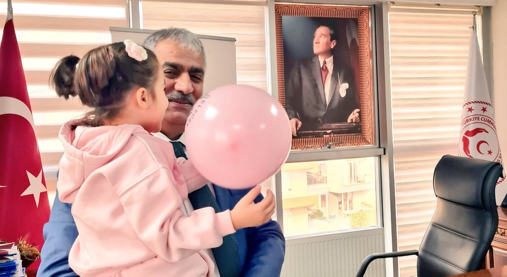 Çocuklarımızın Geleceğine Umut Olan Koruyucu Ailelerimize Teşekkür Ediyoruz