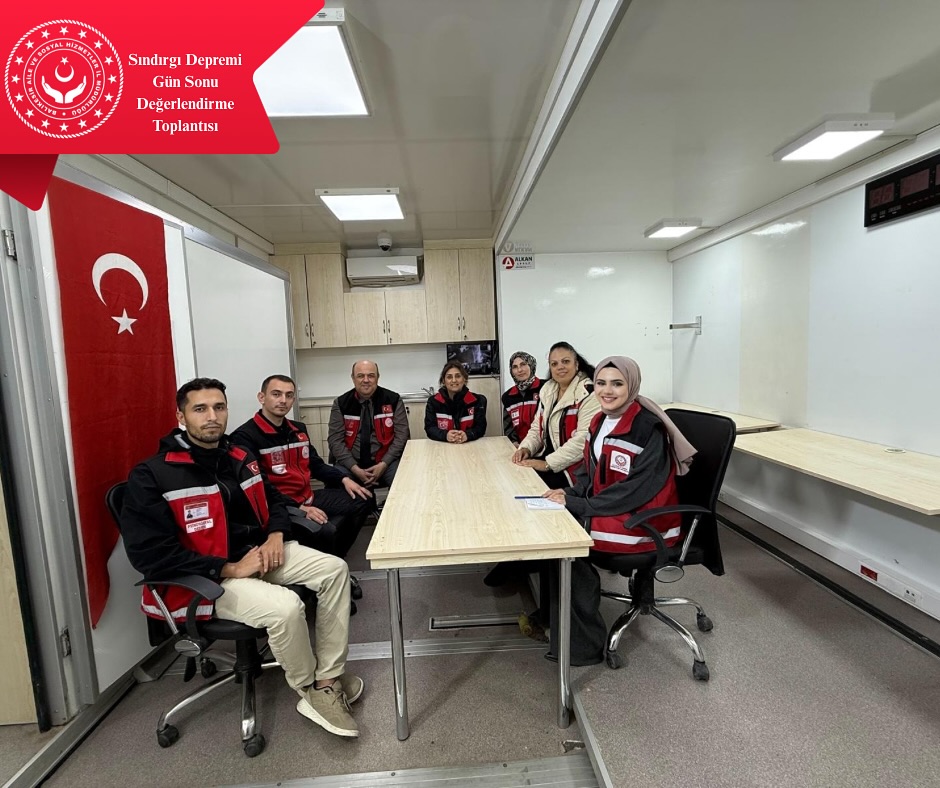 Psikososyal Destek Ekiplerimiz ile “Sındırgı Depremi Gün Sonu Değerlendirme Toplantısı”