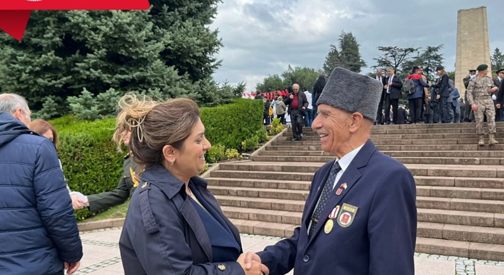 Cumhuriyetimizin 102. Yılı Kutlamaları "Çelenk Sunma Töreni" ile Başladı