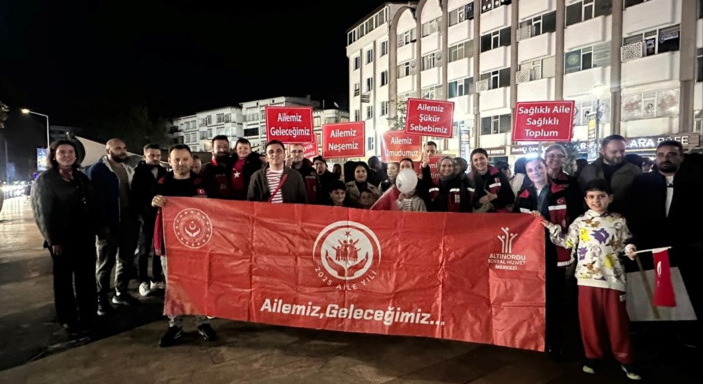 29 Ekim Cumhuriyet Bayramı’nın 102. yılı kutlamaları kapsamında düzenlenen Cumhuriyet Yürüyüşünde, Aile ve Sosyal Hizmetler İl Müdürlüğü ailesi olarak hep birlikte yer aldık.