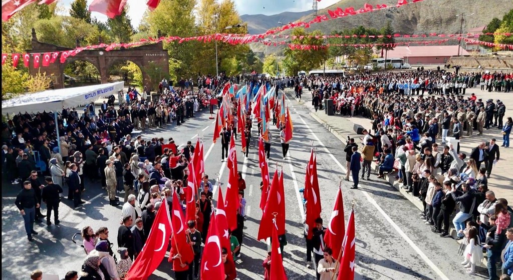 Cumhuriyetimizin 102. Yılı  Büyük Bir Coşkuyla Kutlandı