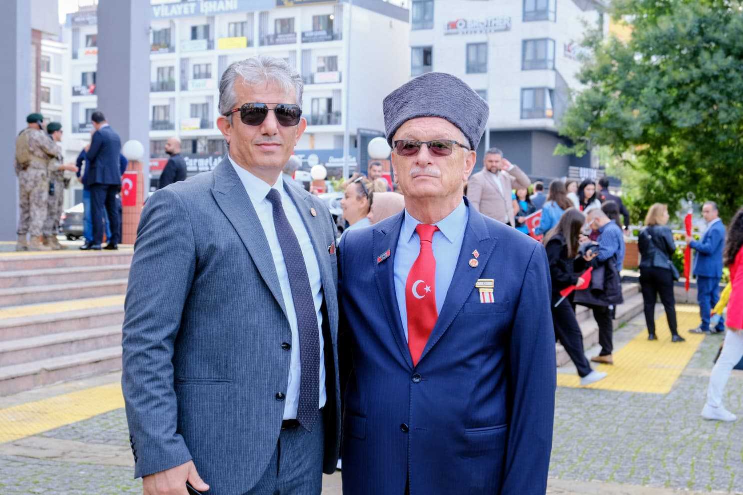 Bir Milletin Dirilişi: Cumhuriyet! 