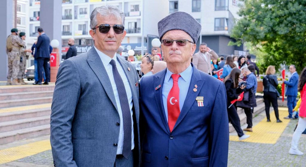 Bir Milletin Dirilişi: Cumhuriyet!