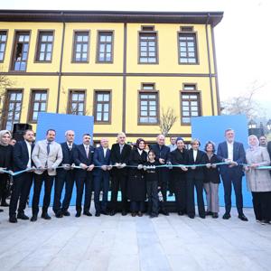Bakanımız Göktaş, Alev Alatlı Şehir Düşünce ve Sanat Merkezi açılışına katıldı - fotoğraf 1
