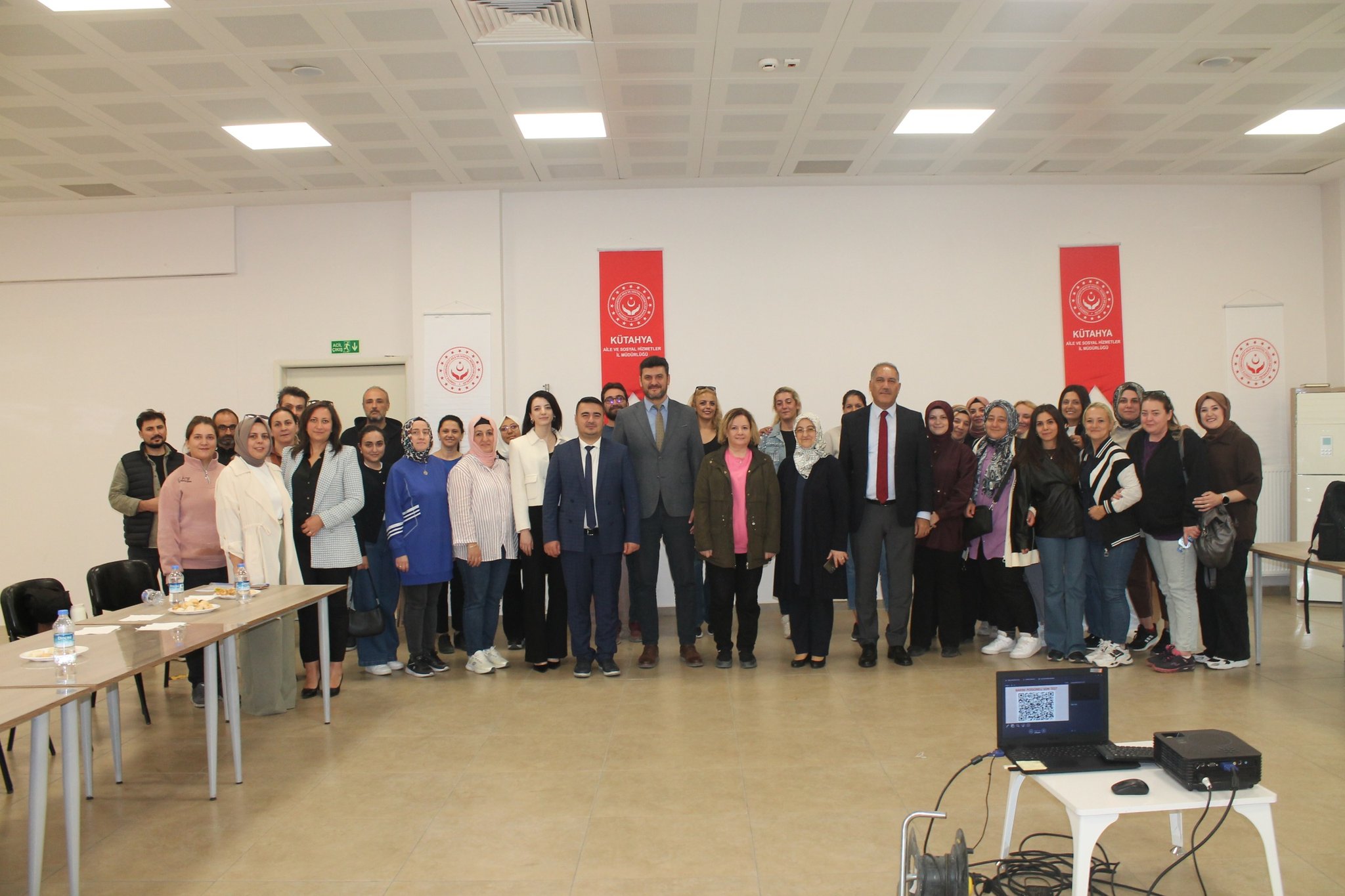 Çocuk Hizmetleri Alanında “Yerinde Eğitim ve Rehberlik Programı” Gerçekleştirildi