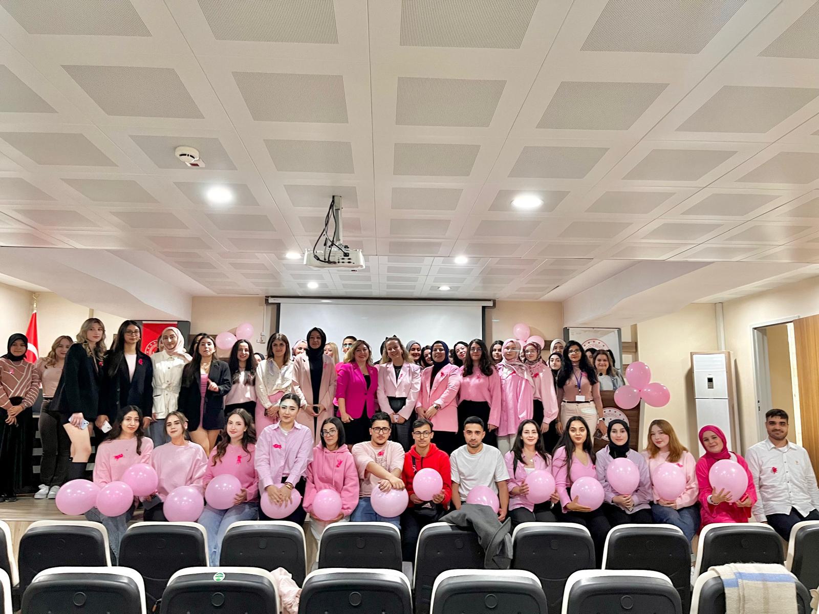 “Sosyal Hizmet Perspektifinden Meme Kanserine Bakış” Etkinliği Gerçekleştirildi