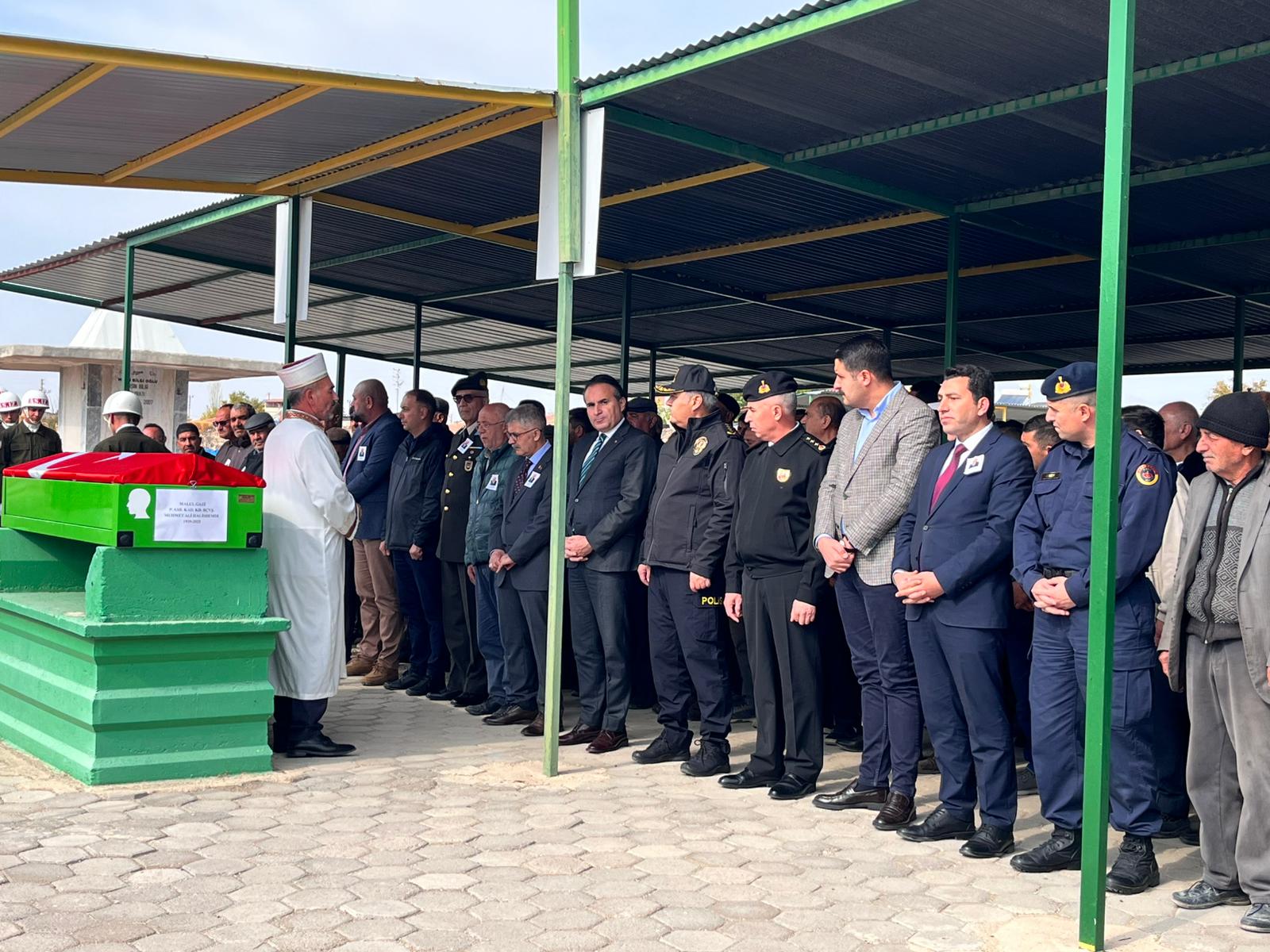 Kıbrıs Gazimiz Son Yolculuğuna Uğurlandı