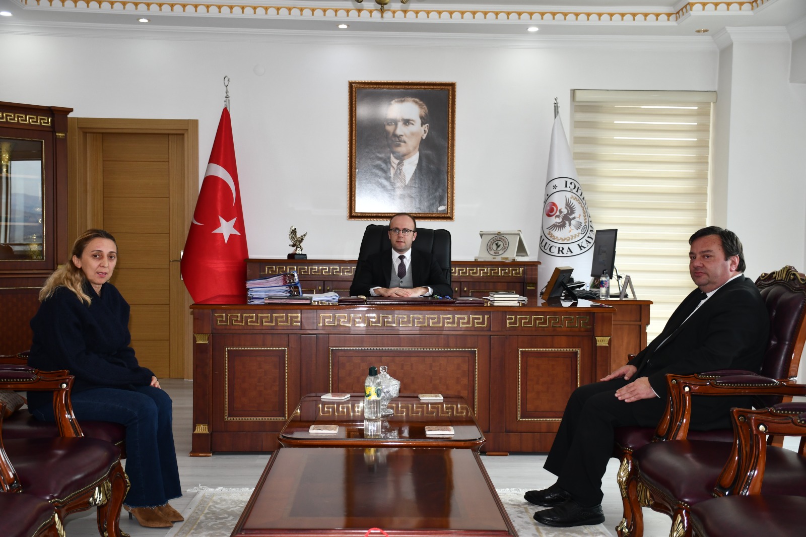 Alucra Kaymakamı Sayın Emrah AZMAN’a Hayırlı Olsun Ziyareti