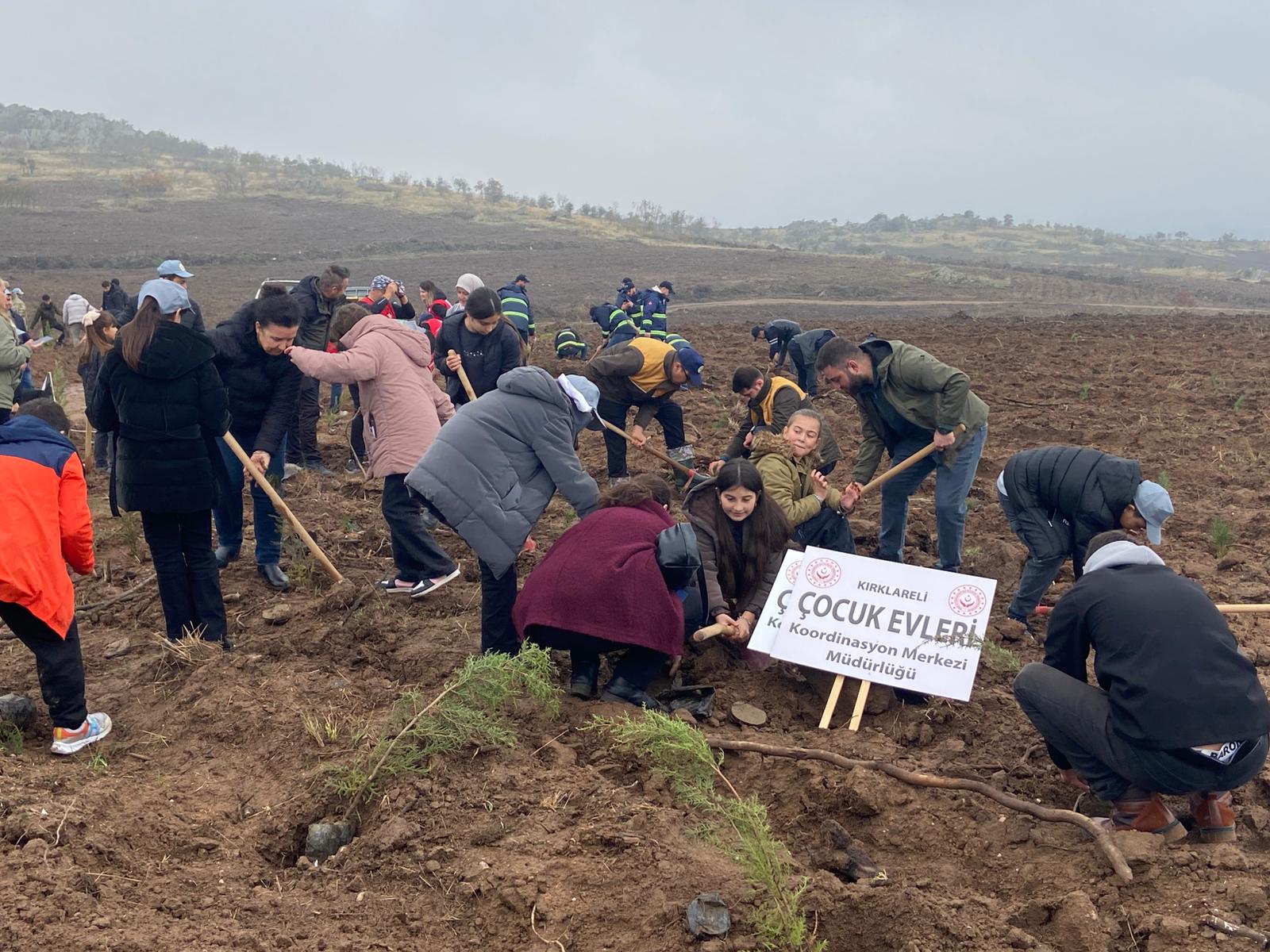 11 Kasım Milli Ağaçlandırma Günü’nde Geleceğe Nefes Olduk