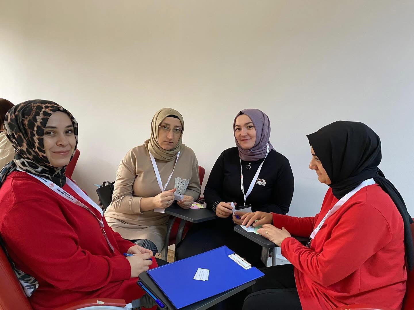 Modüler Aile Eğitim Programı Kapalı Grubunda Bu Hafta Aile İçi İletişim Ele Alındı