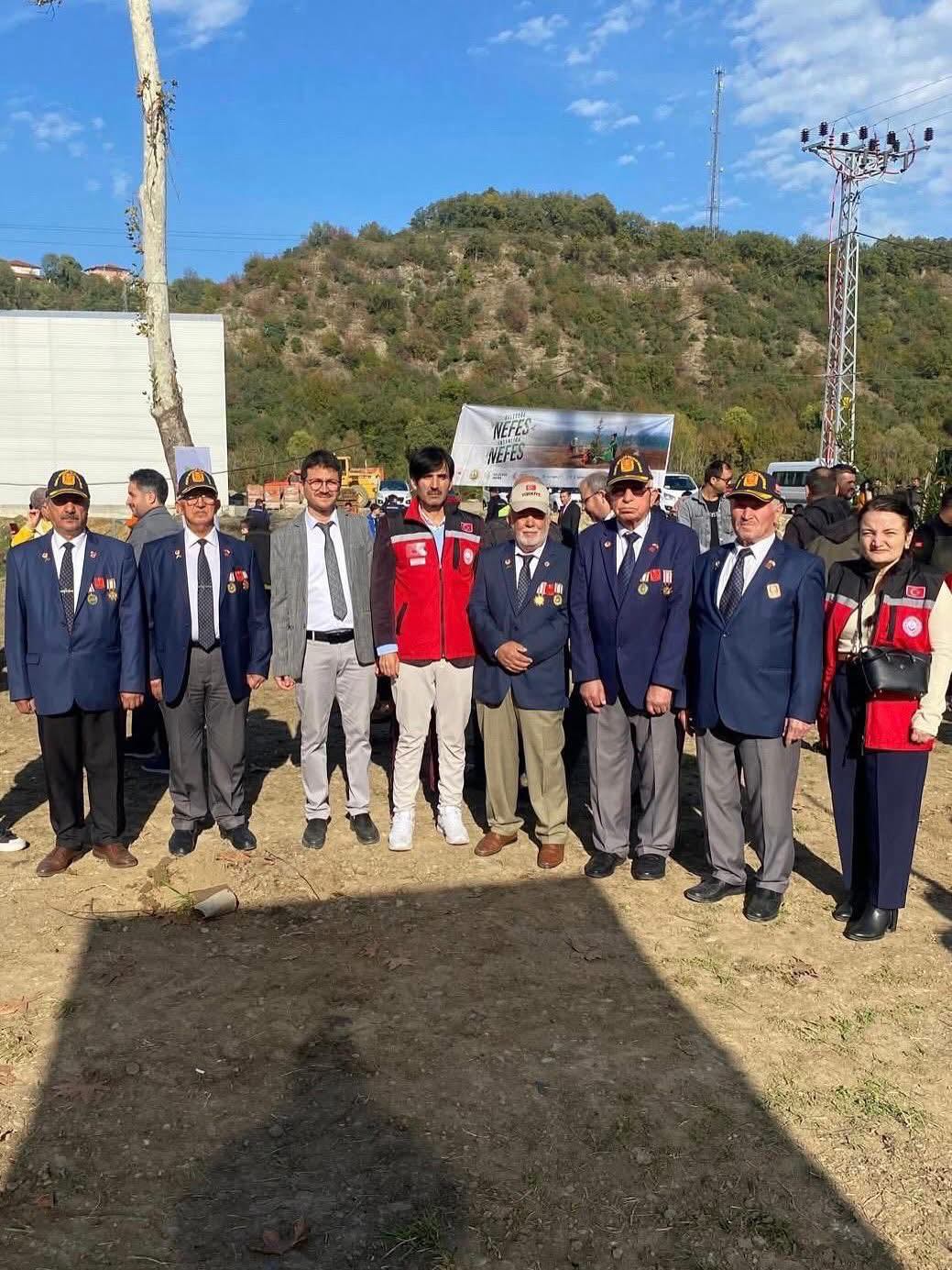 Devrek Sosyal Hizmet Merkezi Müdürlüğü tarafından “11 Kasım Milli Ağaçlandırma Günü “Kapsamında Fidan Dikme Etkinliğine Katılım Sağlanmıştır.