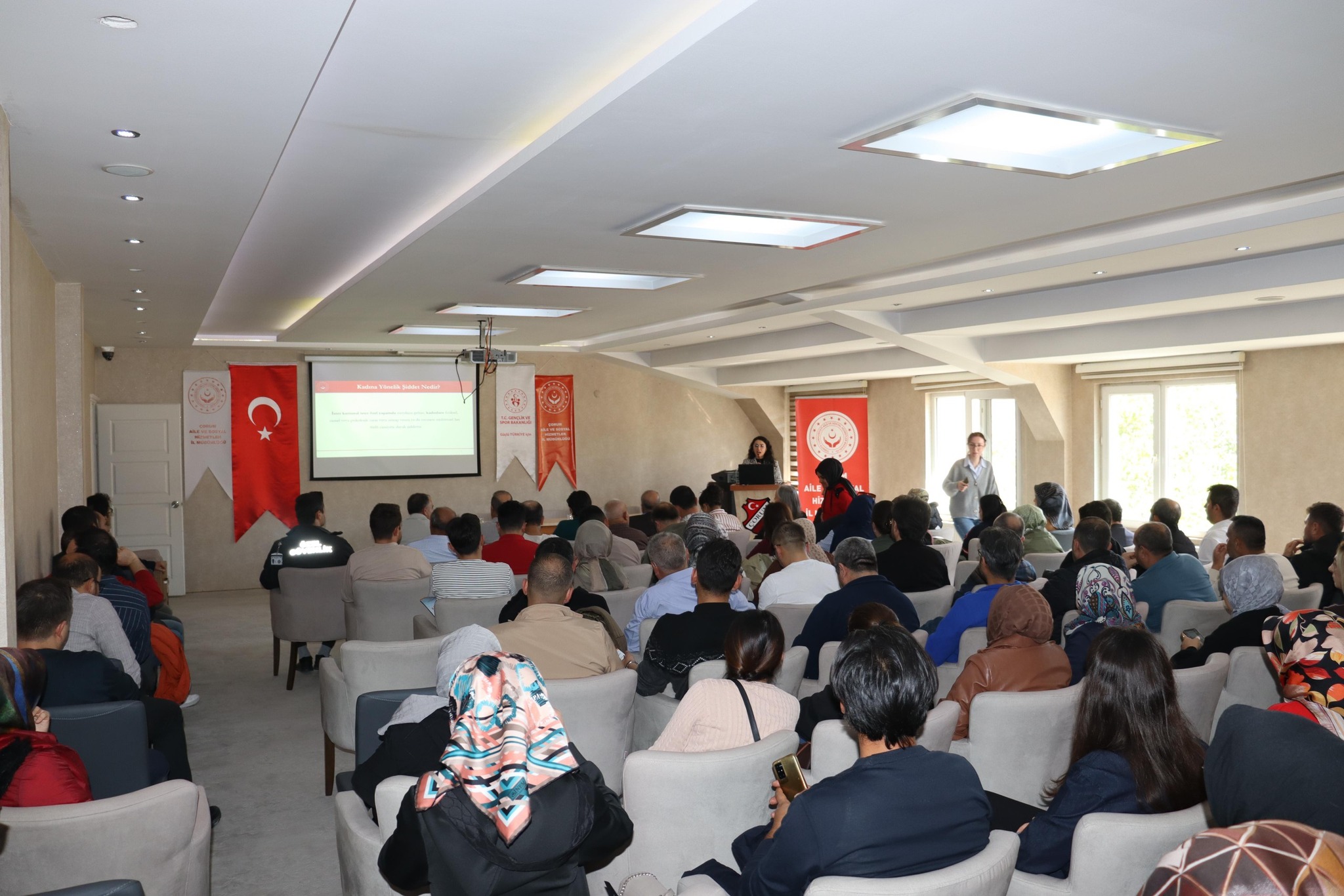 Kadına Yönelik Şiddetin Önlenmesi Farkındalık Semineri Gerçekleştirildi