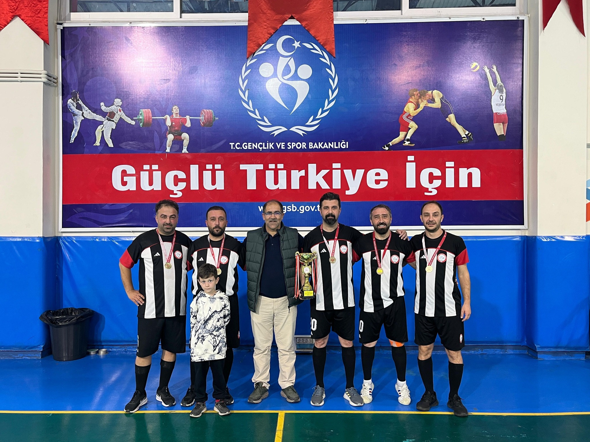 Kamu Spor Oyunlarında Ayak Tenisi Branşında Şampiyon Olduk! 