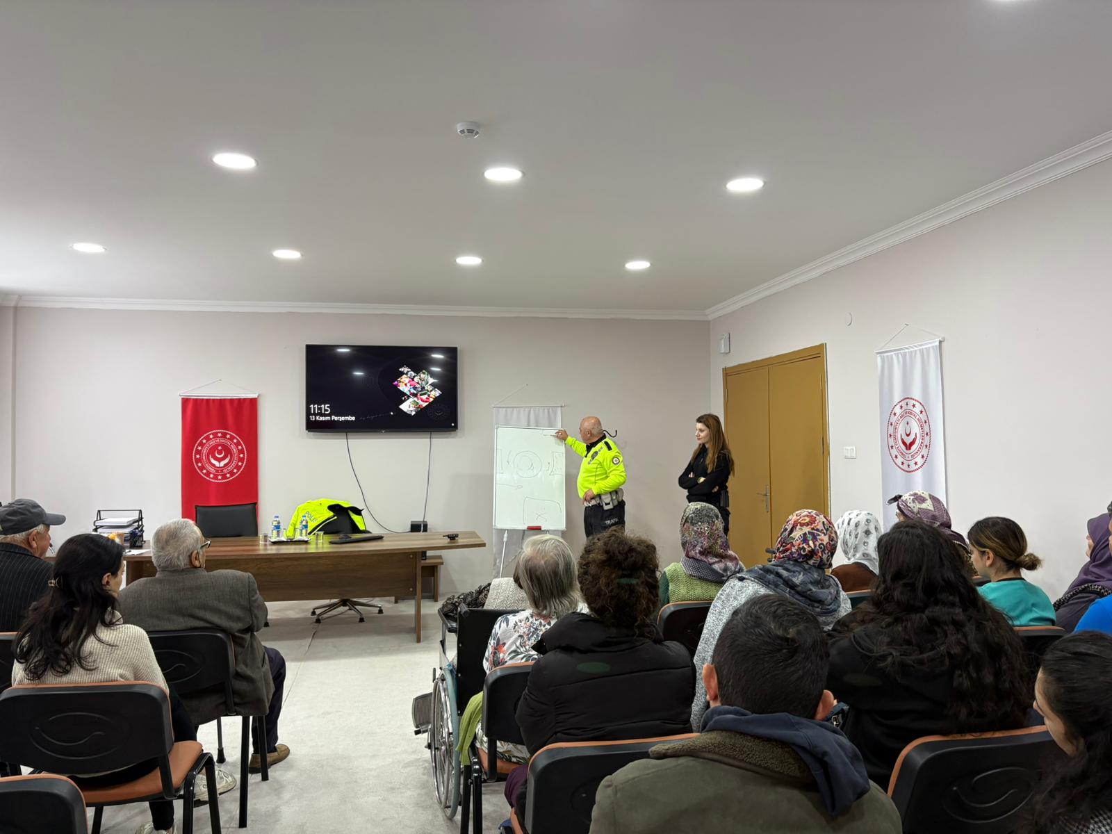 Trafik Güvenliği Eğitimi Verildi.