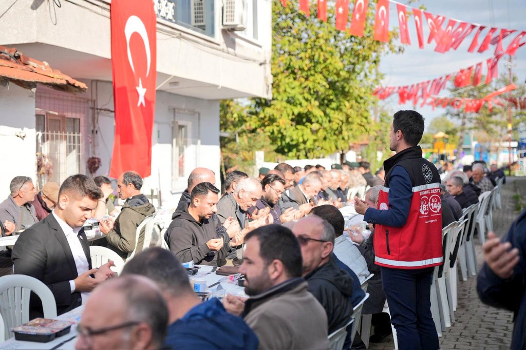Şehidimize ve Ailesine Sahip Çıkan Tüm Tekirdağ Halkına Teşekkür Ediyoruz