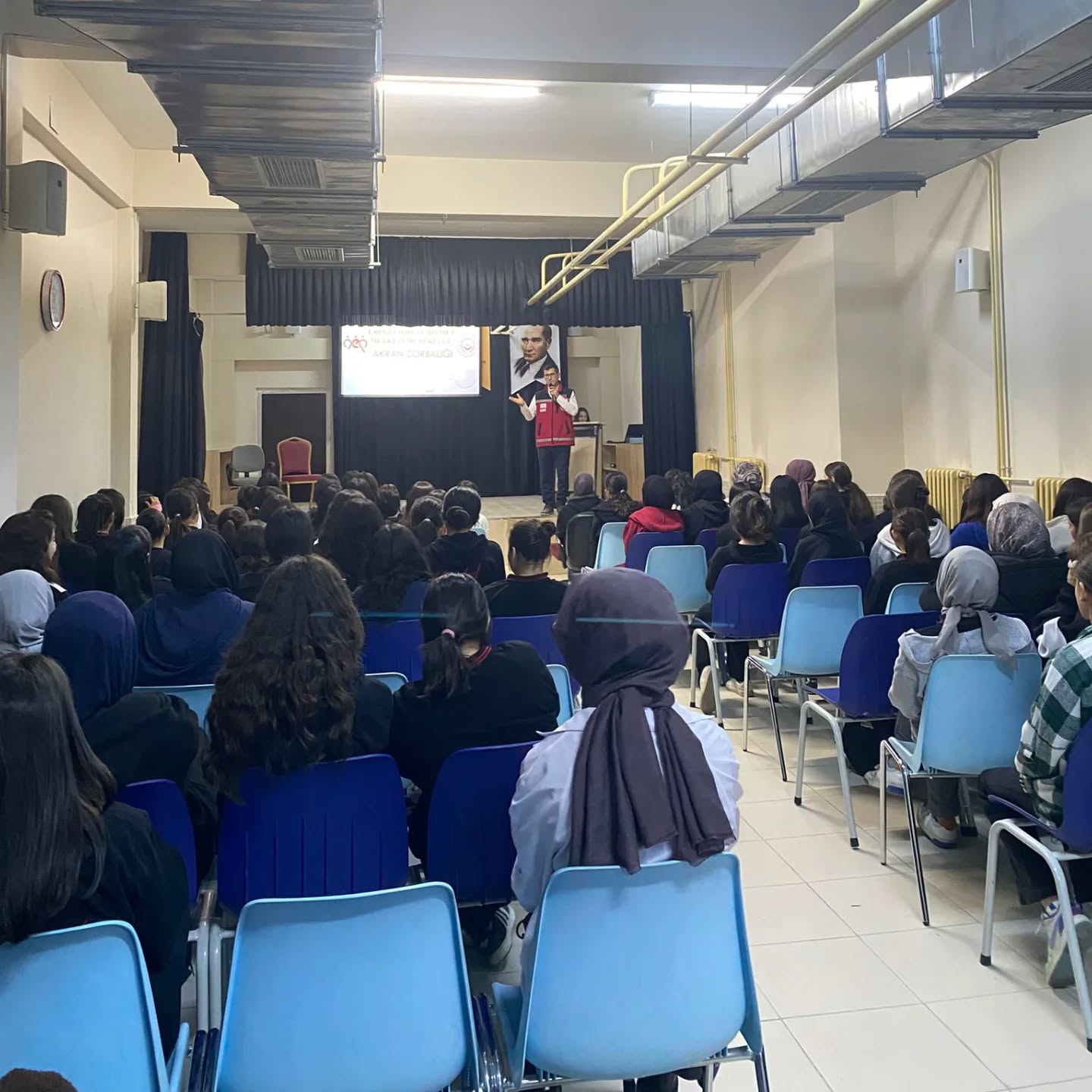 Akran Zorbalığı Konusunda Öğrencilere Eğitim Verildi