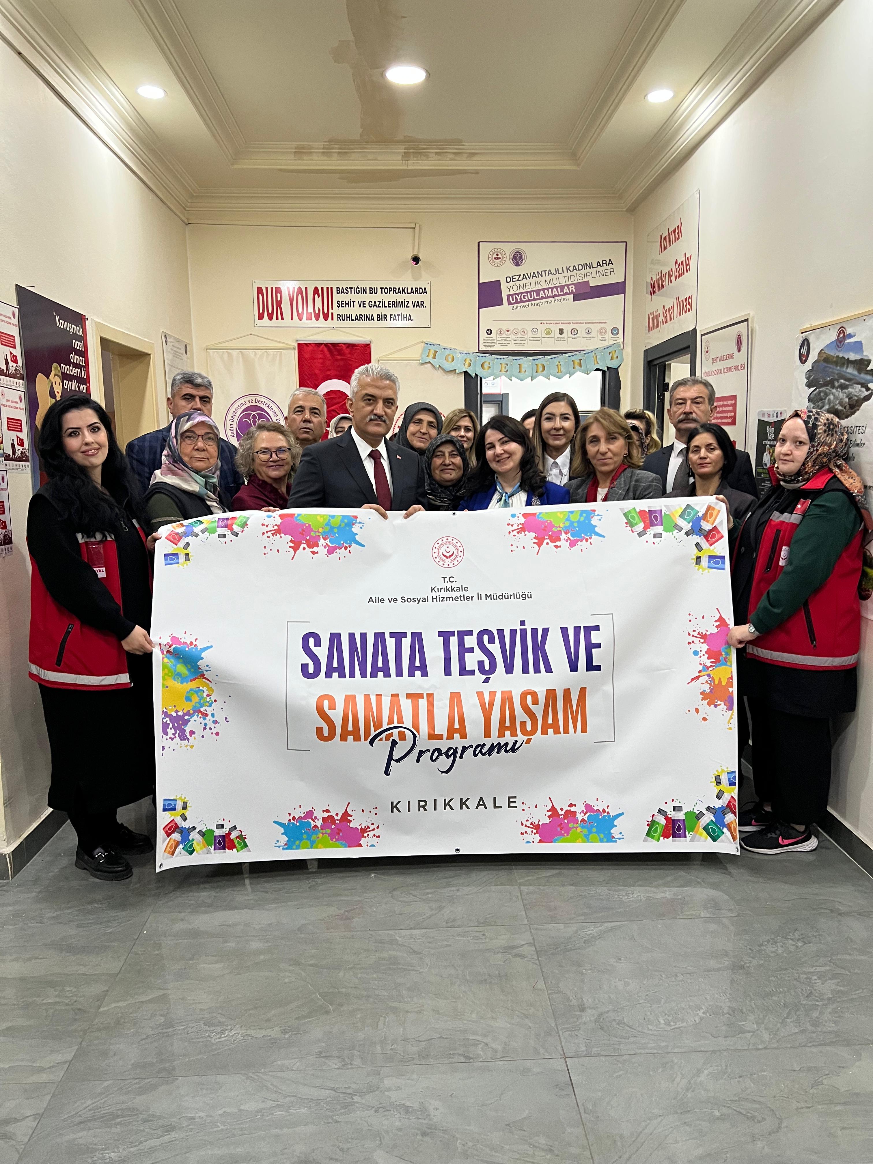 “Sanata Teşvik ve Sanatla Yaşam Programı” kapsamında düzenlenen kursumuzun açılışı gerçekleştirildi.