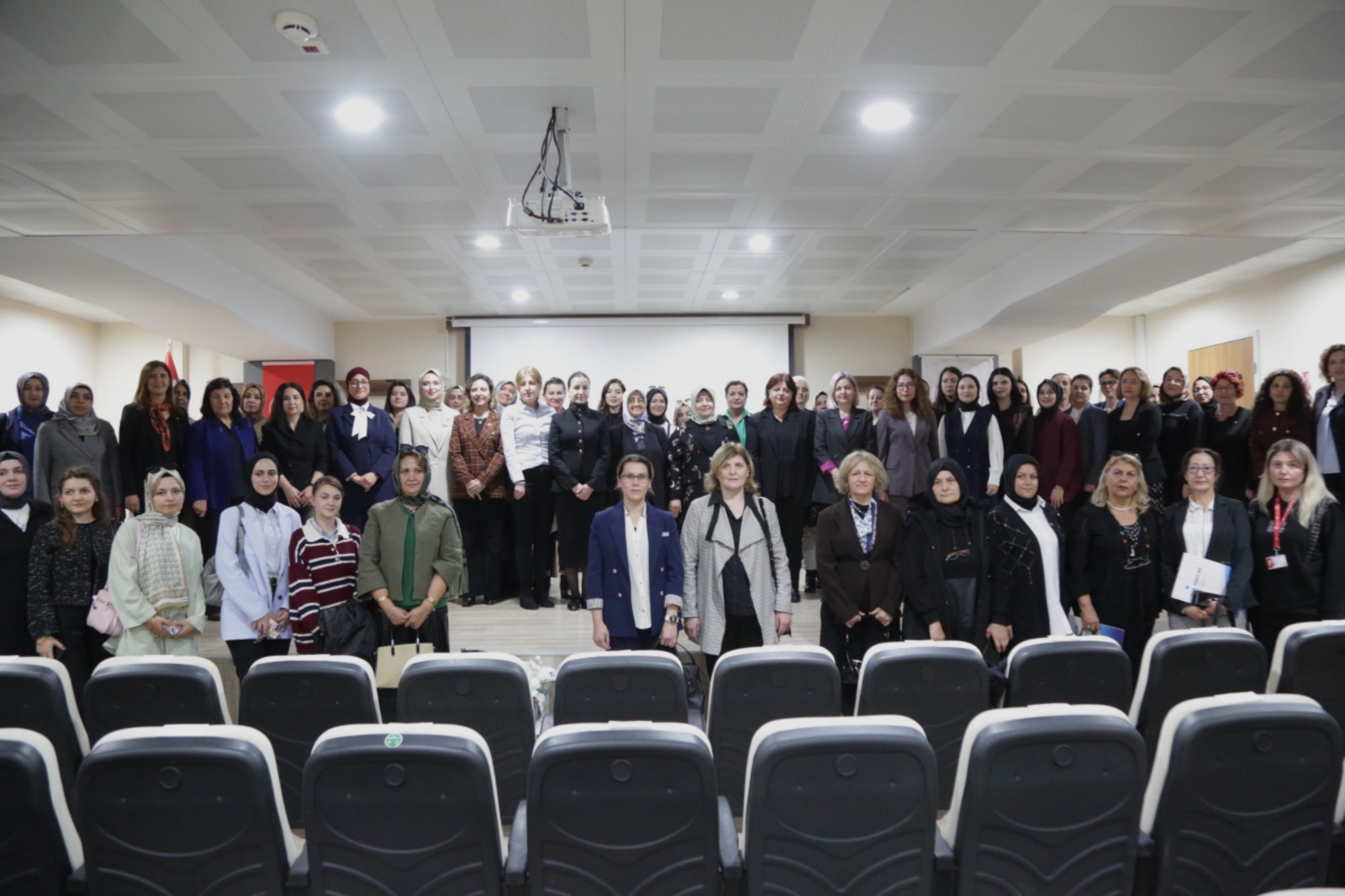 Gönül Elçileri ile Koruyucu Aile Farkındalık Toplantısı Gerçekleştirildi
