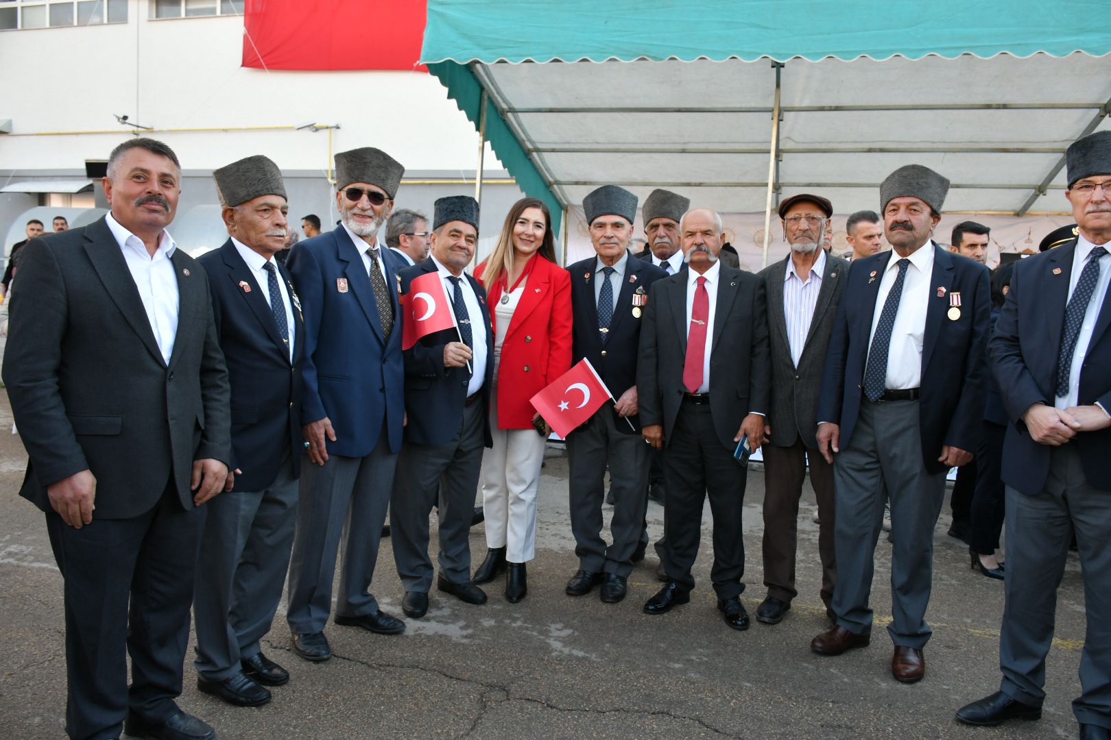 Cumhuriyet Bayramı’nın 102. yıl dönümü kutlamaları kapsamında ilimizde programlar gerçekleştirildi.