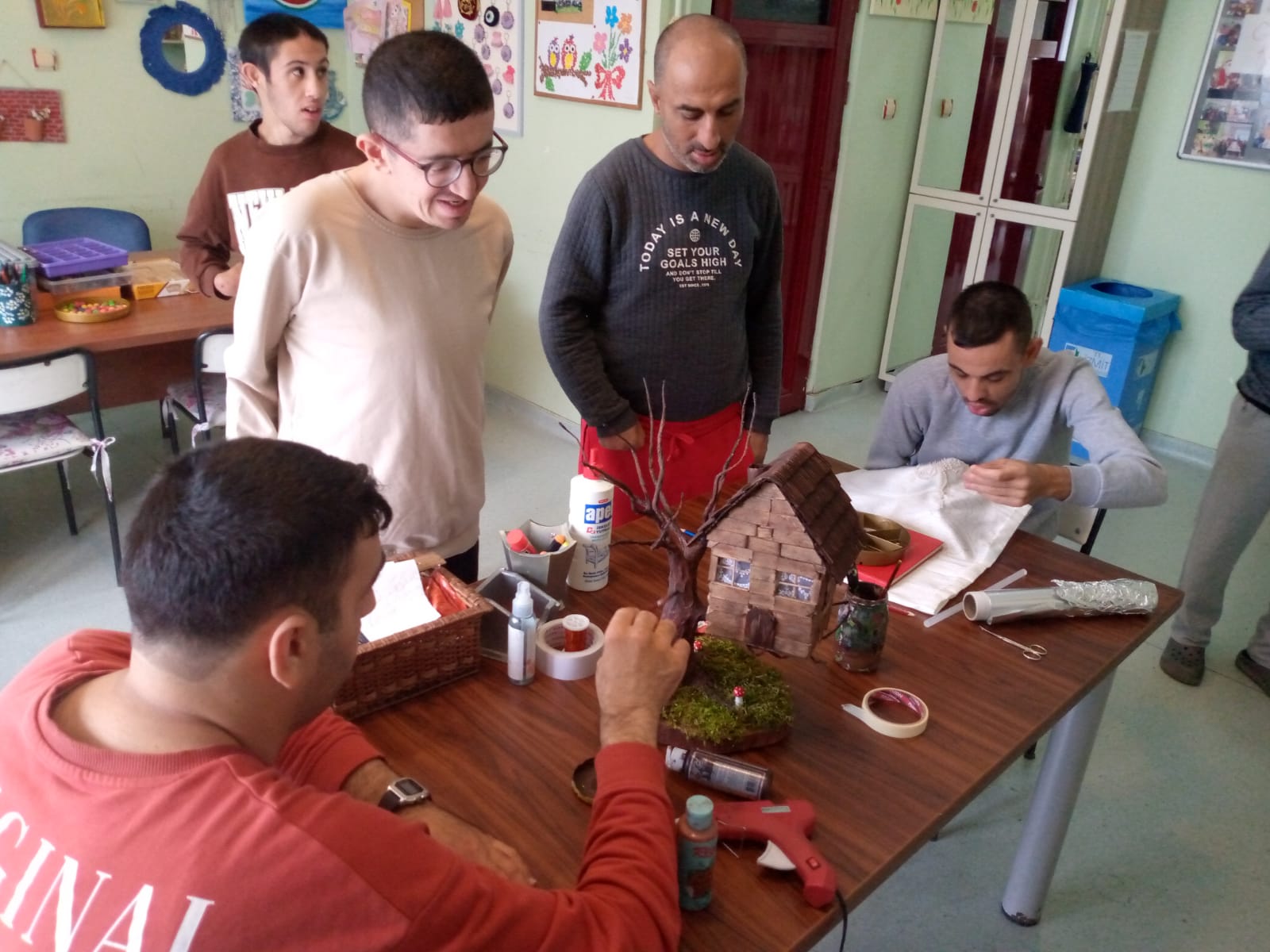 Kurumumuzda Farkındalık Çalışmaları Sürüyor: Özel Bireylerin Yetenek Gelişimini Destekleyici Atölyeler Tamamlandı.