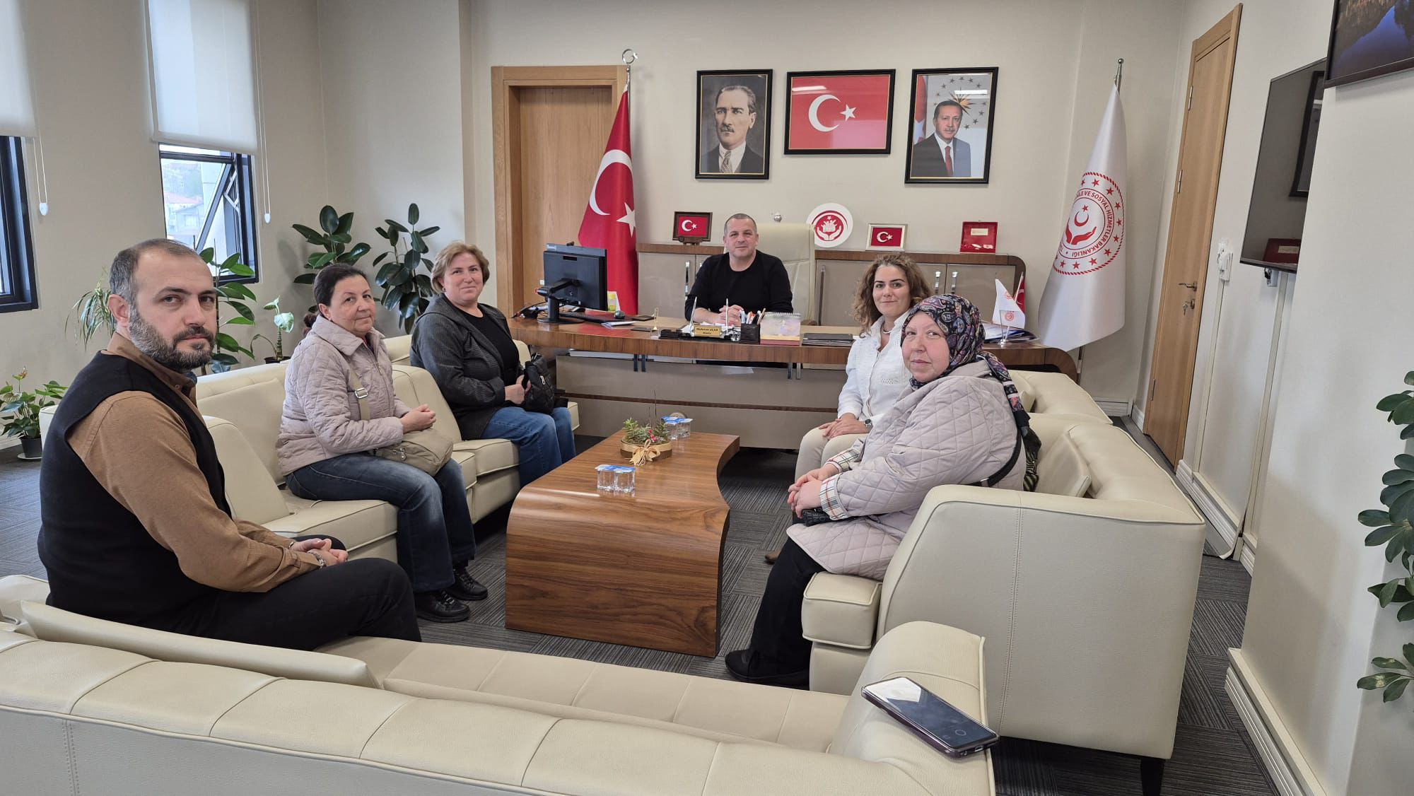 Yenikent Yetişkin Engelliler Halk Eğitim Merkezi Velilerinden İl Müdürümüze Ziyaret