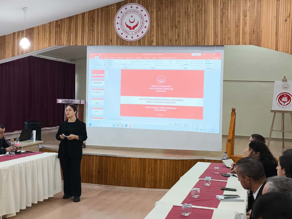 Sosyal İçerme Eğitimi Kamu Personeline Yönelik Olarak Gerçekleştirildi