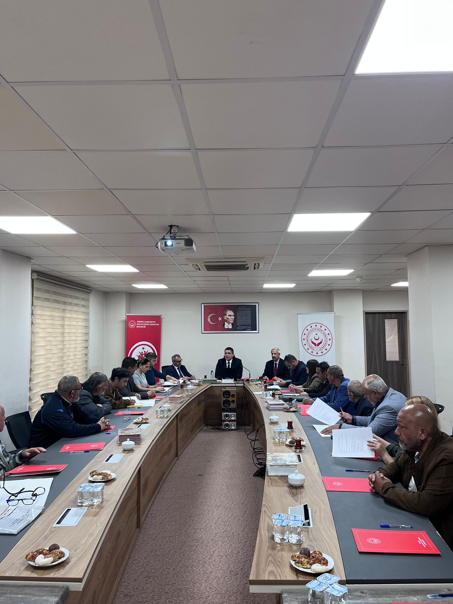 Roman STK ve Dernek Temsilcileriyle Üçüncü Çalışma Toplantısı Gerçekleştirildi