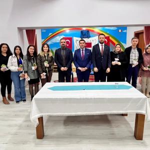 Çocuk Evleri Sitesinde Öğretmenler Günü Kutlaması - fotoğraf 5