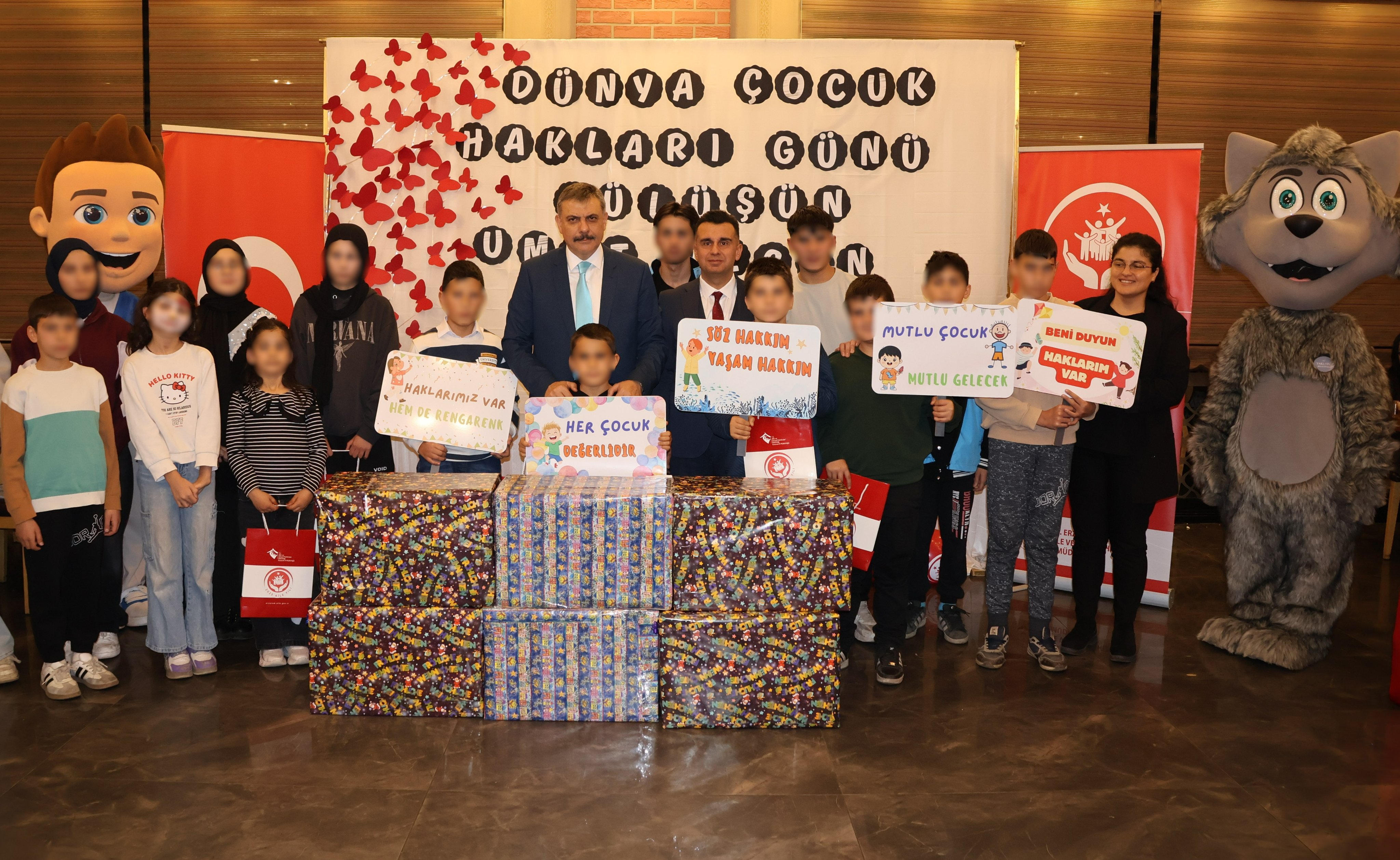 “Gülüşün Umut Olsun” Projesi Kapsamında Dünya Çocuk Hakları Günü Etkinliği