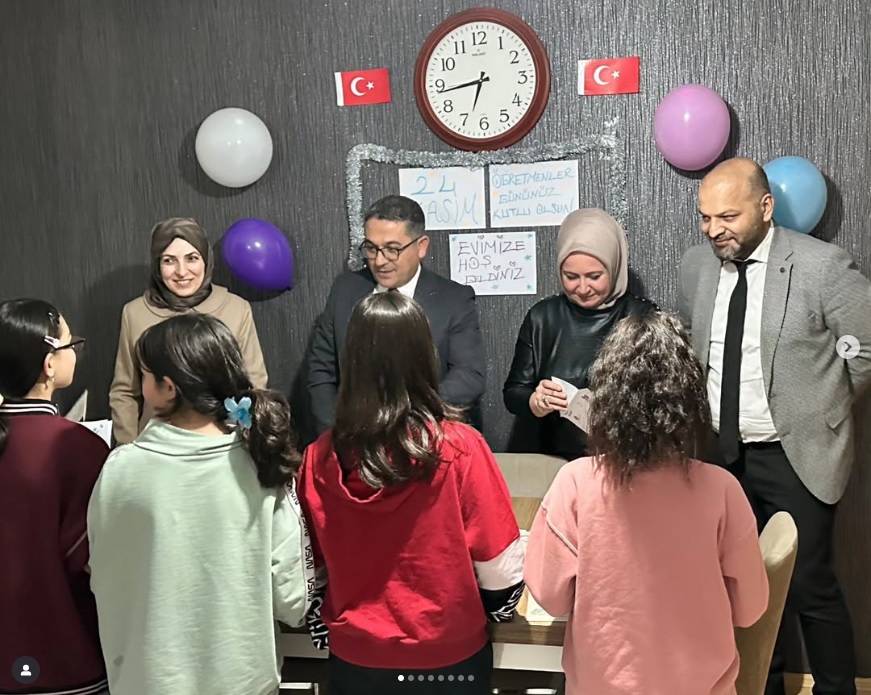 İl Müdürümüz Sayın Adem YÜCEL, çocuk evlerimizde kalan evlatlarımızla bir araya geldi.