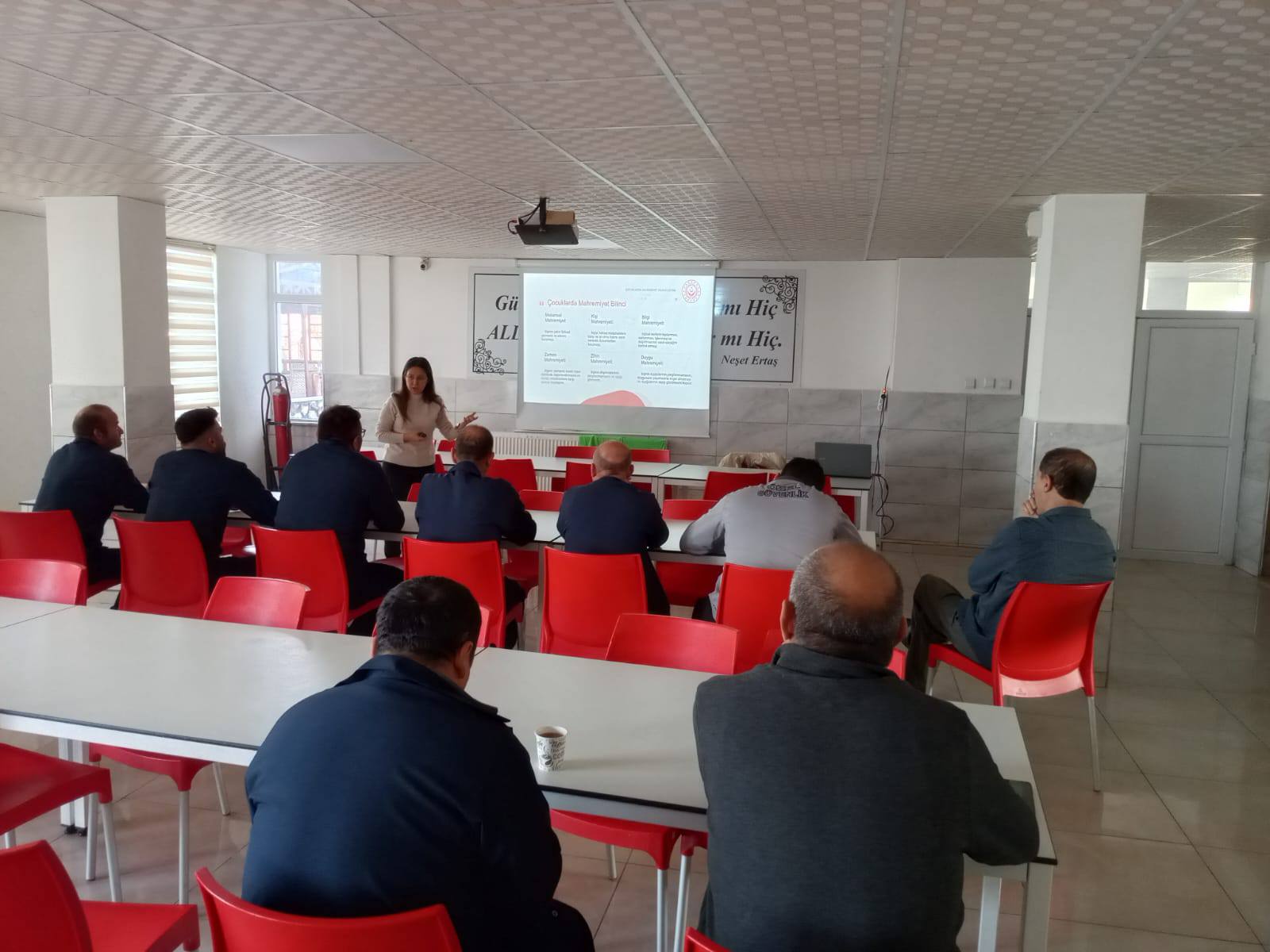 Kuruluşumuzda Görevli Personele Yönelik "Çocuk Mahremiyet Bilinci Eğitimi" Düzenlendi